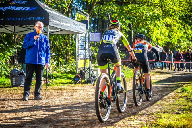 Puur fietsgeluk in Baarlo: na 21 maanden kan Limburg eindelijk weer crossen