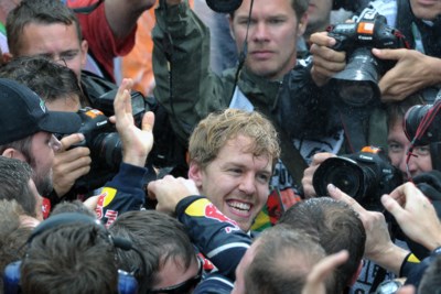 Onverwachte ontknopingen in de Formule 1: de titel gloort dan voor Max Verstappen, maar het blijft uitkijken