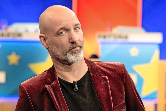 Eddy Zoëy nieuwe presentator ‘Ranking the Stars’: ‘Ik heb nooit de druk gevoeld dat ik zelf grappig moest zijn’