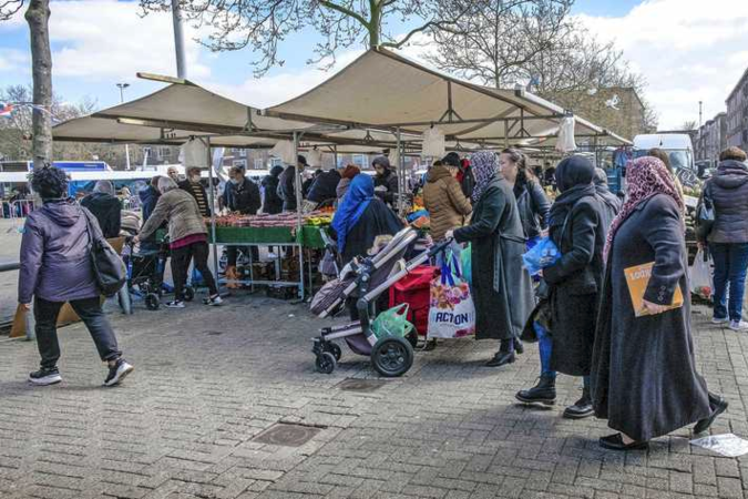 Veel ongevaccineerden met migratie-achtergrond op ic: ’Angst om te discrimineren staat preventie in de weg’