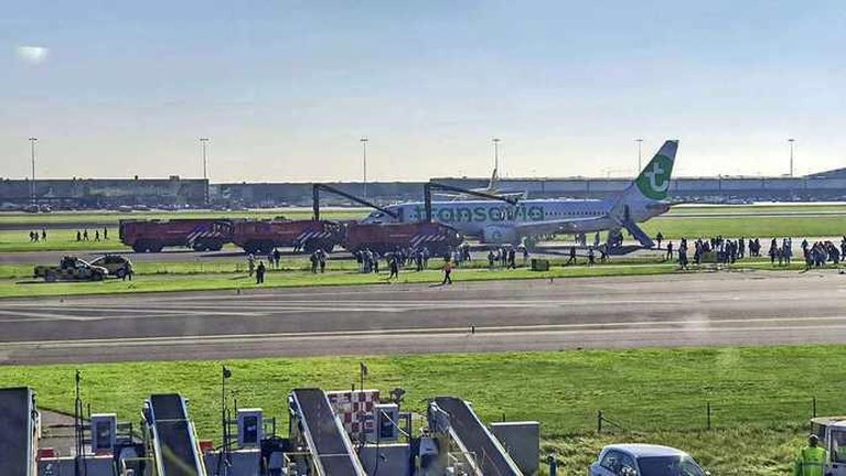 Video: Toestel Transavia ontruimd na landing op Schiphol