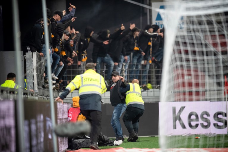 Derby MVV-Roda JC definitief gestaakt na rellen