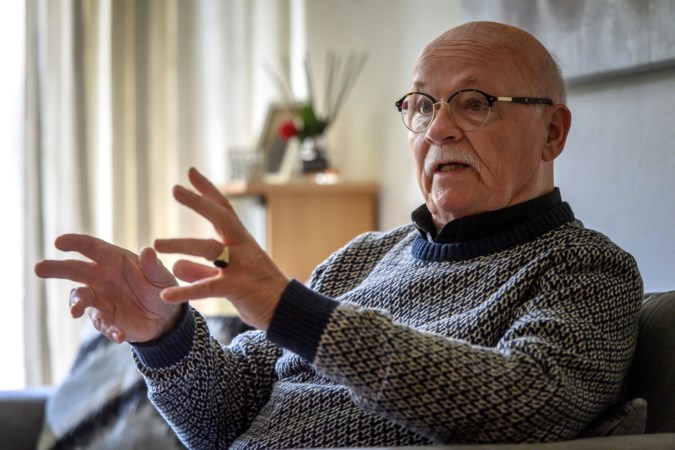 Dirigent Leo van Weersch (74) staat al vijftig jaar voor koren in het Heuvelland: ‘Deze muziek heeft wel degelijk een toekomst’
