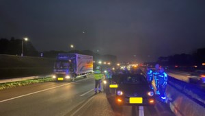 Grote verkeershinder in avondspits op Limburgse snelwegen door ongeluk en defecte bus