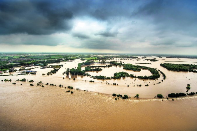 Apocalyptische beelden watersnood kleuren Nationaal Deltacongres: ‘Papa, ik hoor het water’