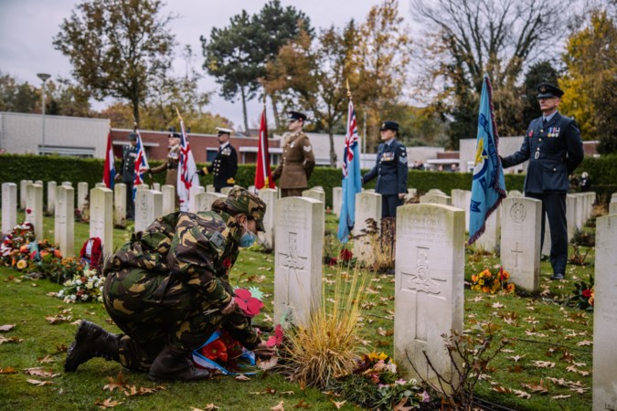 Jongeren nauw betrokken bij 75ste herdenking op militaire begraafplaats in Sittard: ‘Ze moeten de verhalen blijven doorvertellen’