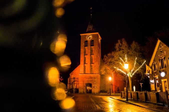 Overal kerken in het rood woensdag, maar nergens in Midden-Limburg