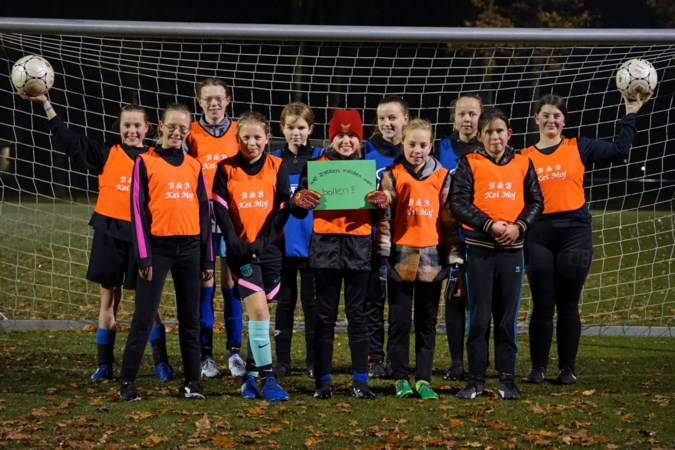 Voetbal en plezier staan voorop bij meidengroep uit Geijsteren: ‘Ze zijn allemaal welkom, goed of slecht telt niet’