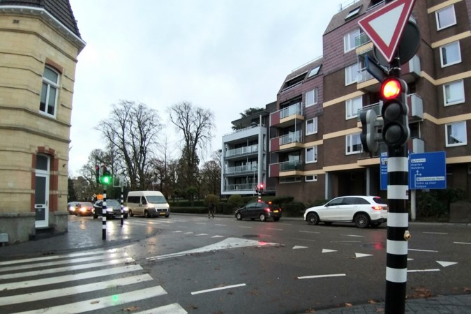 Valkenburg laat verkeerslichten opnieuw en beter afstellen