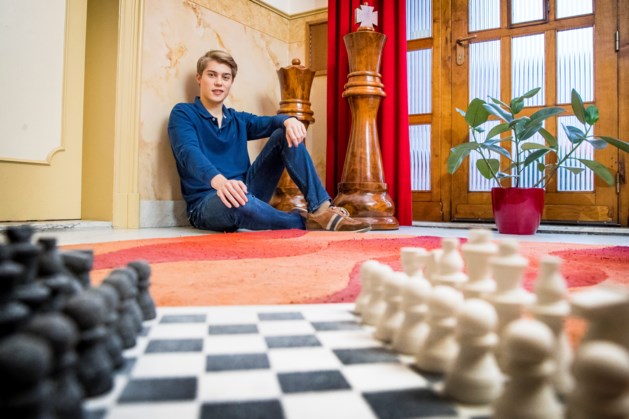 Warmerdam kroont zich tot Nederlands kampioen schaken