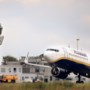 Ryanair moet tien passagiers 250 euro betalen voor vier uur vertraging