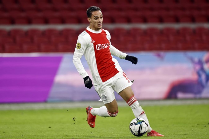 Geruchten over een megatransfer van 100 miljoen laten Antony voorlopig koud
