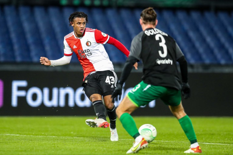 Cyriel Dessers scoort maar Bryan Linssen hoeft niet te vrezen voor basisplaats