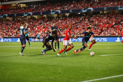 Glenn Helder ziet kansen voor Ajax: ‘Benfica is wel iets makkelijker dan Inter’