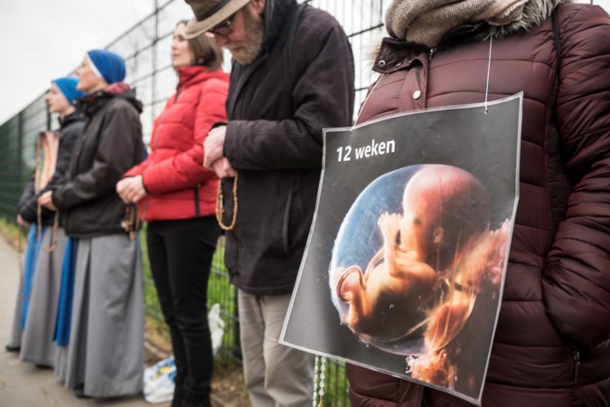 Humanistisch Verbond pleit voor bufferzone bij abortuskliniek; Roermond ‘ziet geen noodzaak’ 