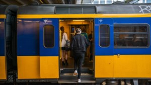 Snellere treinverbinding Eindhoven-Venlo-Düsseldorf start eind 2026, een jaar later dan gepland  
