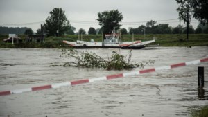 Repareren erosiekuilen in de Maas na hoogwater vergt meer werk dan verwacht