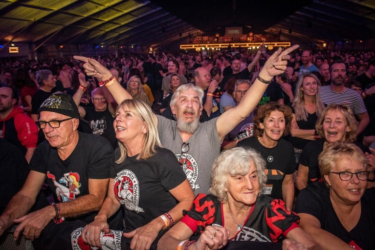 1 miljard euro loonsteun helpt Limburgse clubs, theaters, fabrieken en horeca overeind te blijven