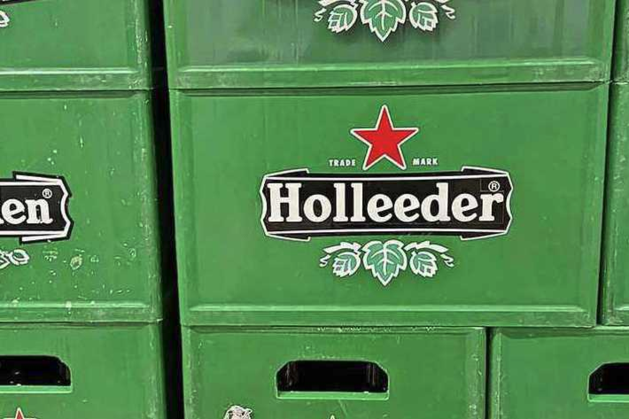 Vrouw vindt Holleeder-bierkrat in de supermarkt: ’Heineken is niet blij’