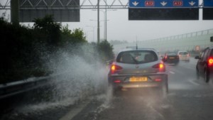 Verzekeraar: groot deel automobilisten bang bij slecht weer