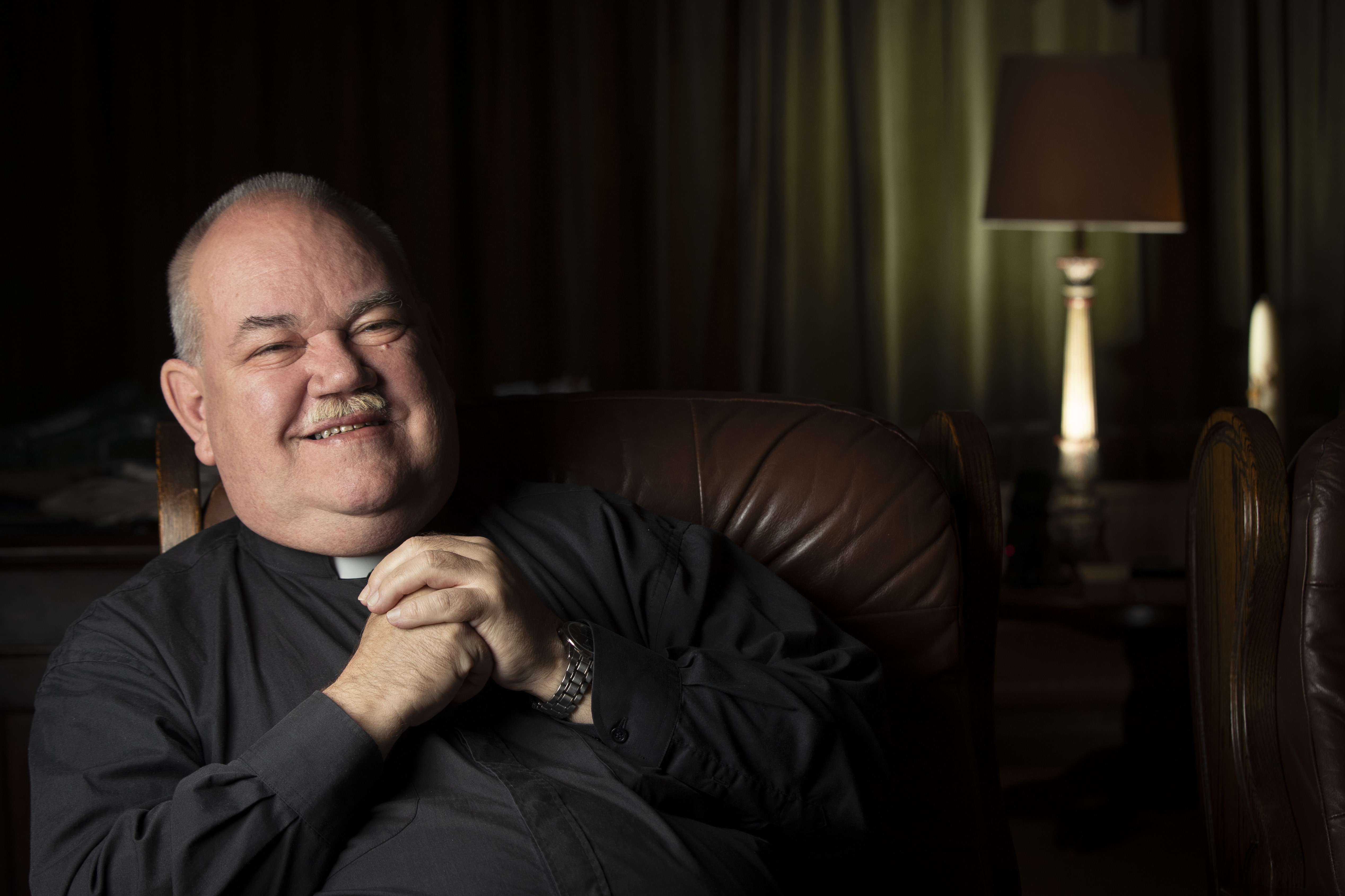 Pastoor Tervoort: 'Laat u ontroeren door de liefde van uw naasten' - De Limburger