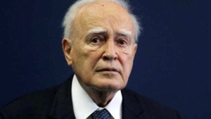 Griekse oud-president Papoulias (92) overleden