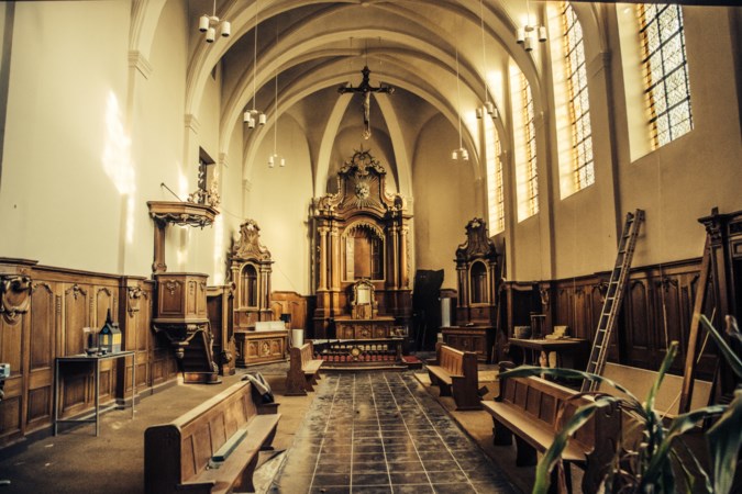 Verzet tegen verhuizen monumentaal interieur kloosterkapel naar kerk Noorbeek: ‘Hier worden spelletjes gespeeld’