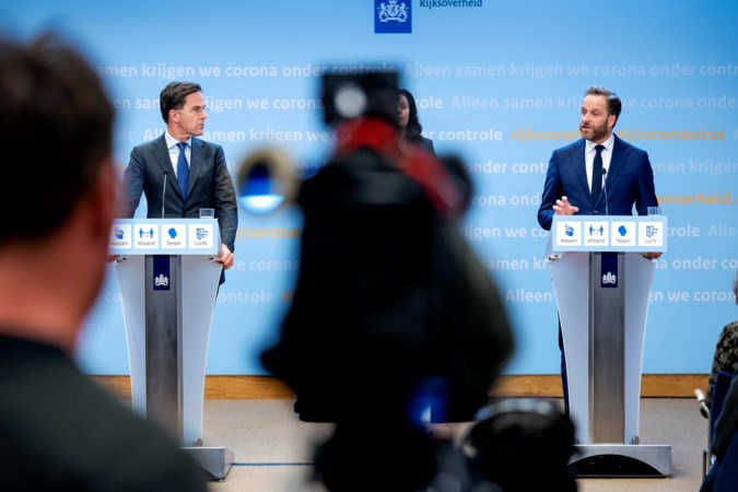 Commentaar: Premier Rutte, breid het OMT uit met economen, sociologen en experts uit sport en cultuur