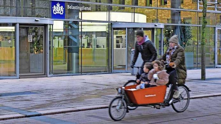 Klein lichtpuntje voor huizenkoper, minder voordeel elektrisch rijden: dit verandert er in 2022 in uw portemonnee