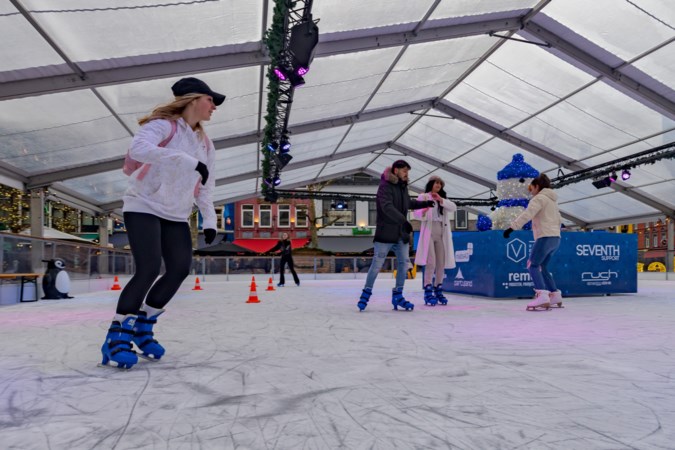 Wintertijd Heerlen gaat een week langer door; schaatsbaan blijft mogelijk ook de rest van de winter staan