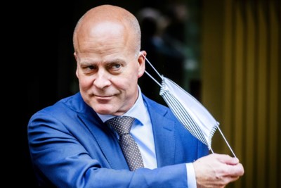 Van Rutte mocht hij blijven en toch zit Raymond Knops uit Hegelsom niet in het nieuwe kabinet: ‘Het voelt als afkicken’