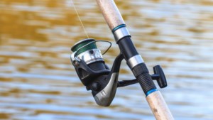 Visvergunning HSV Geulle aanschaffen kan voortaan elke zaterdag bij de vijver