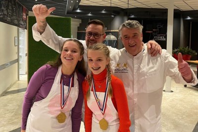 Door kokosnootcocktail net geen goud voor Guusje en Julia in finale CupCakeCup