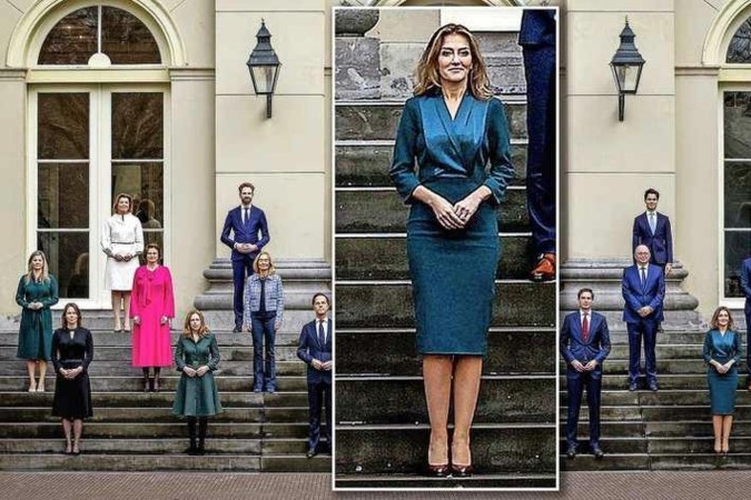 Modieuze verschijningen bij nieuwe kabinet op bordes: ‘Dilan net uit Suits maar Hugo te gul met gel’