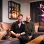 Wesley en Leonardus van het woonwagenkamp in Heythuysen gaan in tv-programma ‘Wat een stel’ op zoek naar een pleegkind