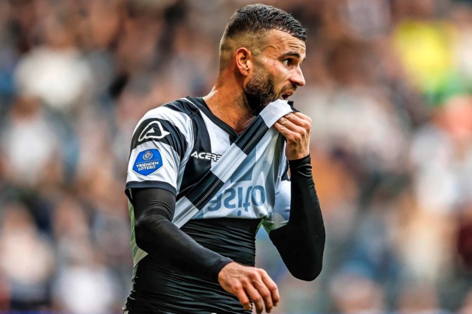 Verdachte Vloet terecht terug in selectie Heracles? ‘Tegen Kluivert zeiden we bij Ajax destijds ook: we steunen je’
