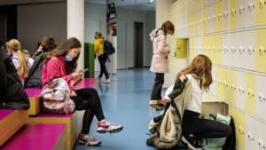 Grote examenklassen en hoge slagingspercentages: aantal leerlingen op Venlose scholen daalt sneller dan verwacht