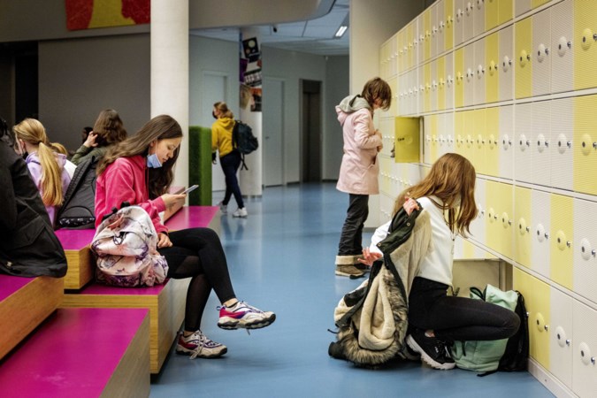 Grote examenklassen en hoge slagingspercentages: aantal leerlingen op Venlose scholen daalt sneller dan verwacht