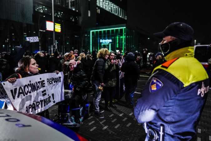 ‘Je moet met elke vaccinweigeraar in gesprek’
