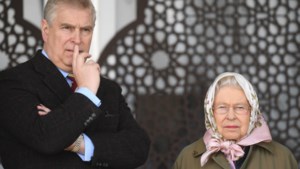 Koningin Elizabeth bedroefd om afnemen titels prins Andrew