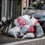Afvalzakken op de straten in Maastricht hopen zich op, maar  einde van ‘Romeinse’ taferelen is in zicht