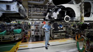 Japanse krant: ‘Autobouwer Toyota verlaagt productie met een vijfde vanwege chiptekort’