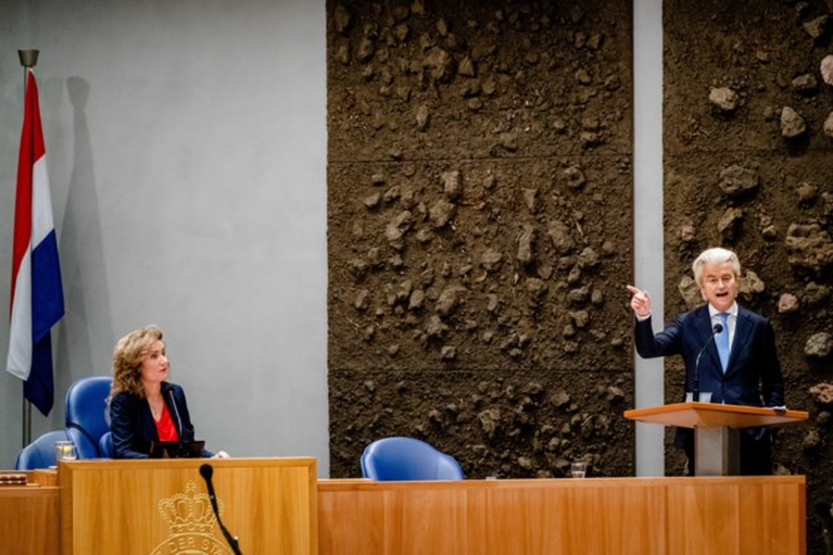 Partijen vragen Kamervoorzitter in te grijpen na uithalen Wilders