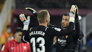 Domper voor Jasper Cillessen: doelman valt uit bij Valencia met blessure