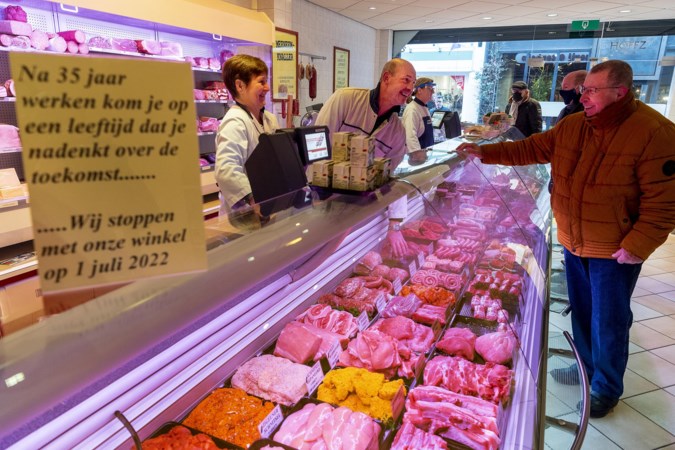 Nog eventjes en dan is ook de laatste slagerij verdwenen uit de Roermondse binnenstad: ‘Een aderlating’
