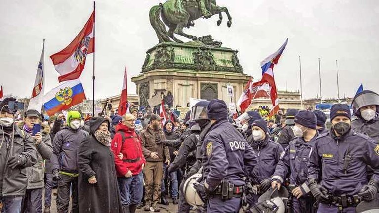 Dubbel gevoel Oostenrijkse Nederlanders over prikplicht: ‘Hopelijk snel terug naar normaal’