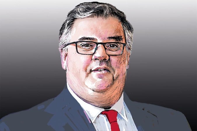 Hubert Bruls uit Nuth opperburgemeester in coronatijd: ‘Het had me niet verbaasd als hij gouverneur had willen worden’