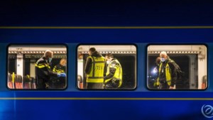 Politie: geen explosieven gevonden in trein Holthees, twee aangehouden personen vrijgelaten