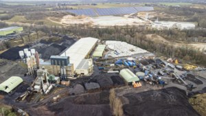 Steenfabriek stilgelegd vanwege ernstig gevaar medewerkers: vragen over dubbelrol provincie