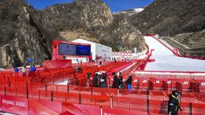 Te harde wind: Olympische afdaling voor skiërs afgelast en verplaatst naar maandag